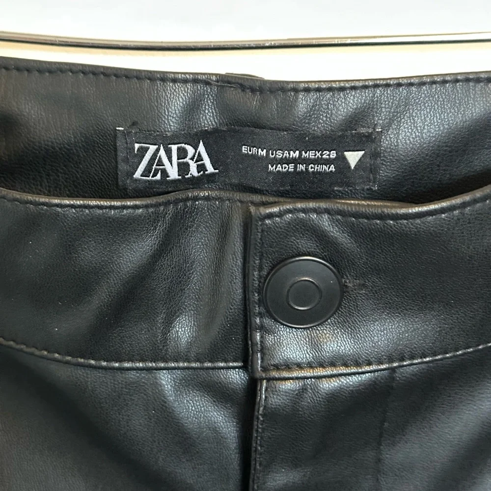 Zara Black Faux Leather Flared Pants - Picture 3 of 8